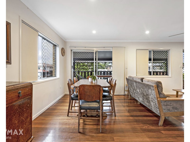 9 Shelley St, Strathpine QLD 4500