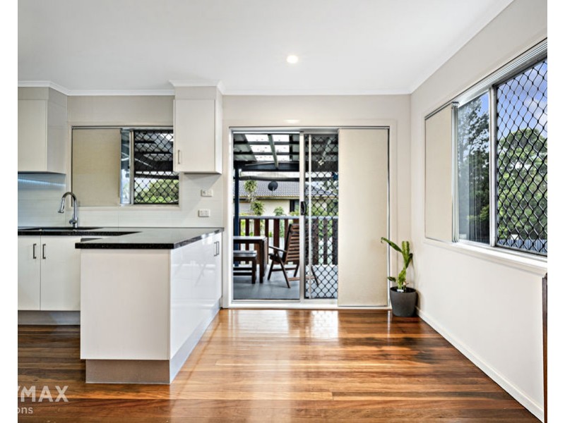 9 Shelley St, Strathpine QLD 4500