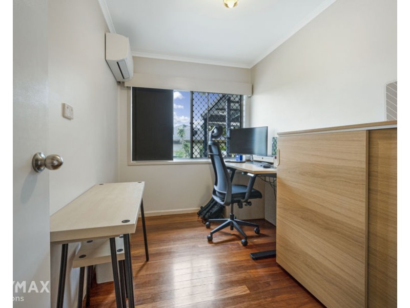9 Shelley St, Strathpine QLD 4500