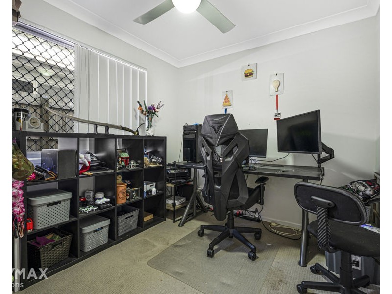 1 & 2/87 Jones Street, Rothwell QLD 4022