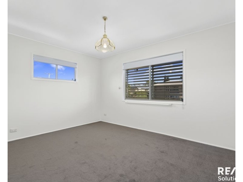 24 Sovereign Avenue, Bray Park QLD 4500