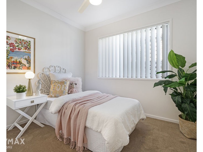 36a Grace Street, Scarborough QLD 4020