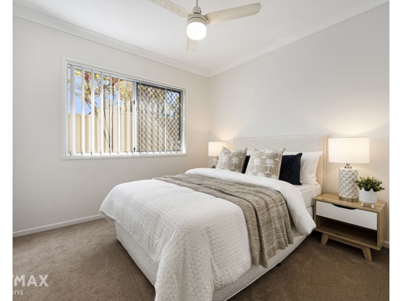 36a Grace Street, Scarborough QLD 4020