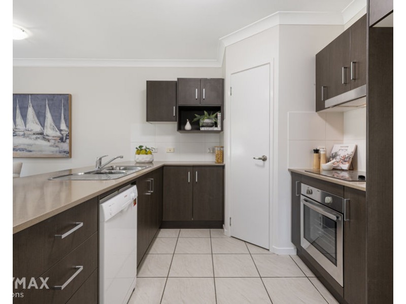 36a Grace Street, Scarborough QLD 4020