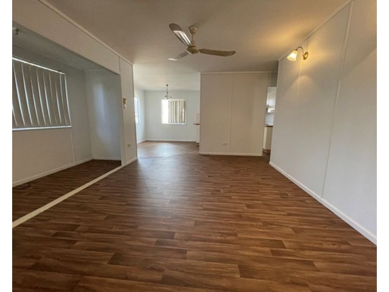 95 School Road, Kallangur QLD 4503