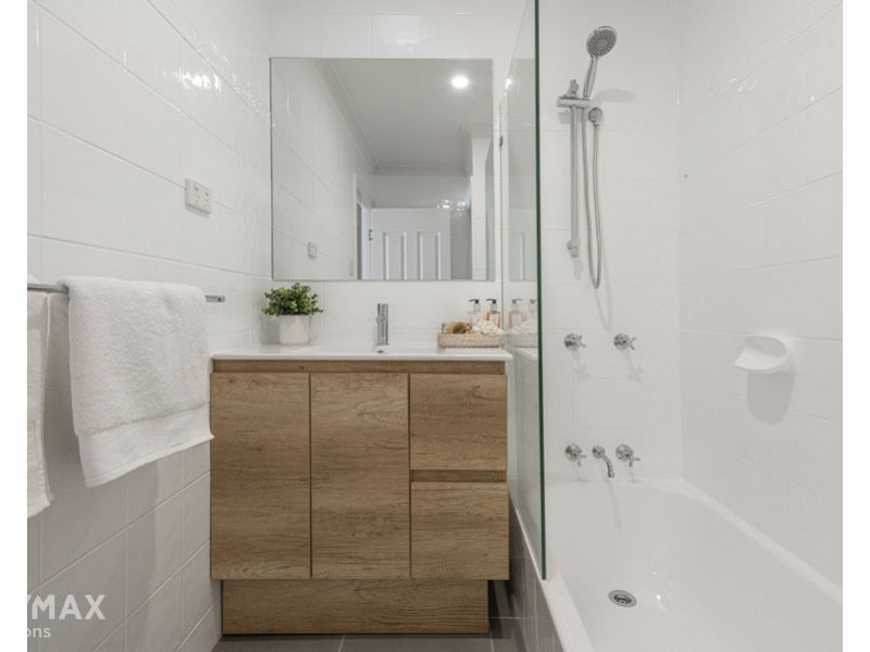 25 Seymour St, Deception Bay QLD 4508