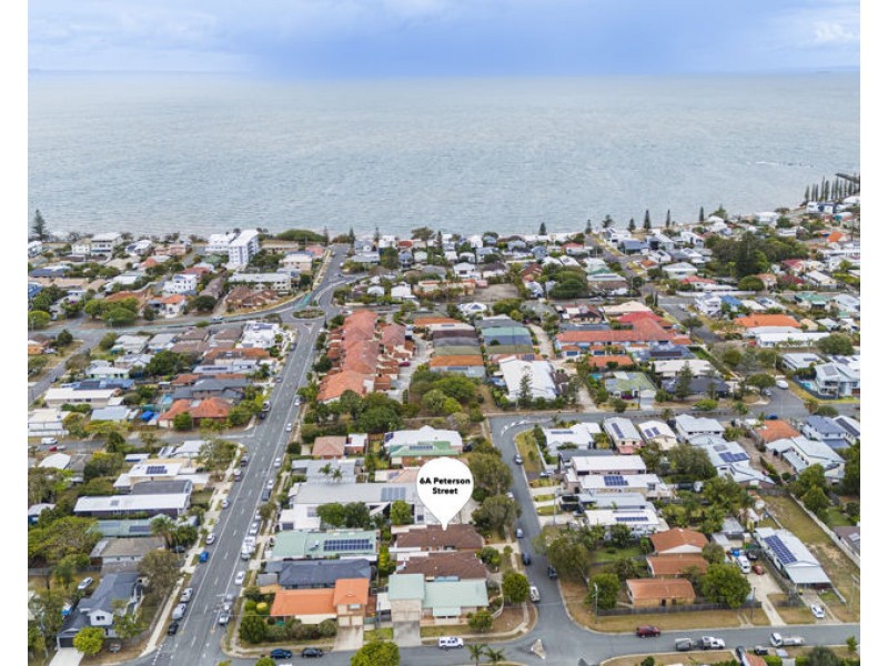6a Peterson Street, Scarborough QLD 4020