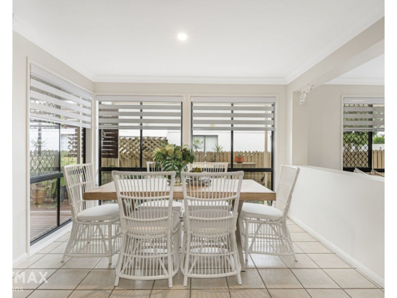 6a Peterson Street, Scarborough QLD 4020