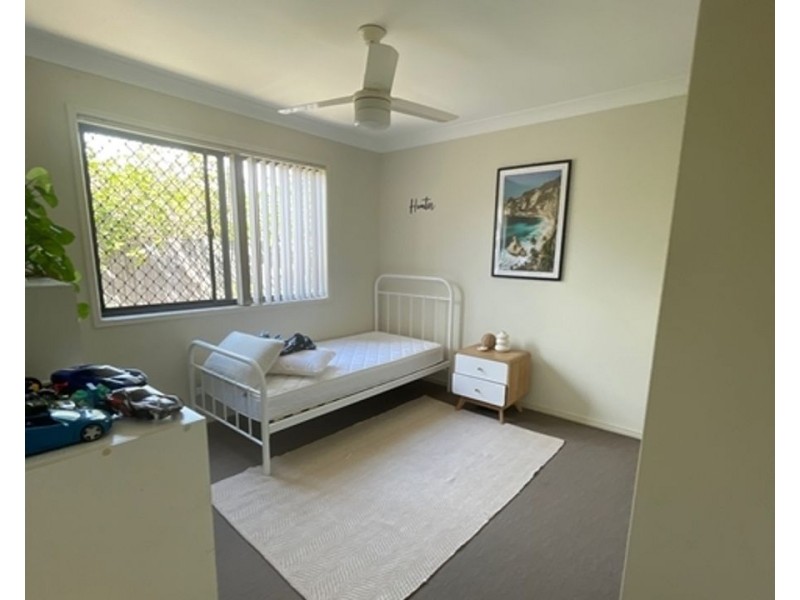 15 Zoe Place, Deception Bay QLD 4508