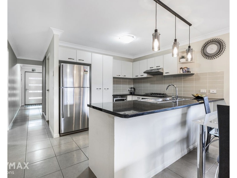 3 Manhattan Cres, North Lakes QLD 4509