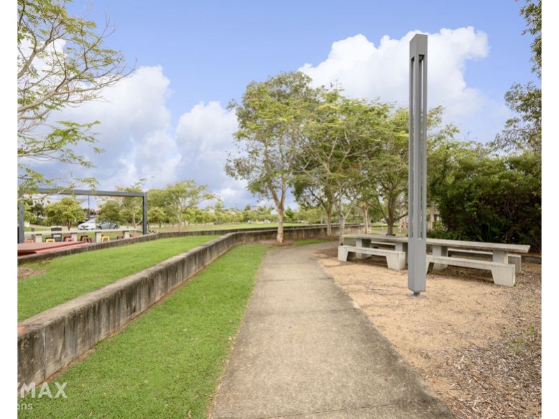 3 Manhattan Cres, North Lakes QLD 4509