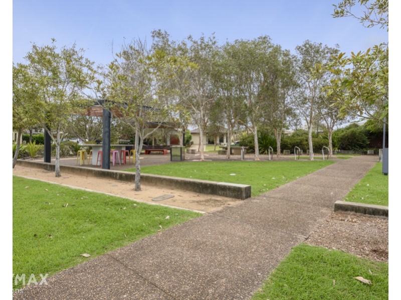3 Manhattan Cres, North Lakes QLD 4509
