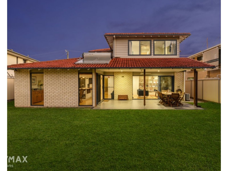 52 Sunnyside Road, Newport QLD 4020