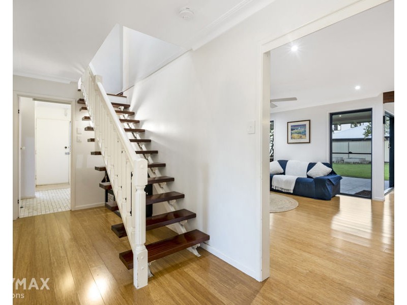 52 Sunnyside Road, Newport QLD 4020