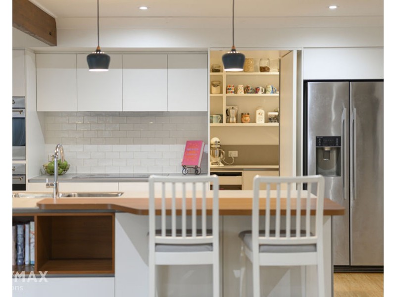 52 Sunnyside Road, Newport QLD 4020