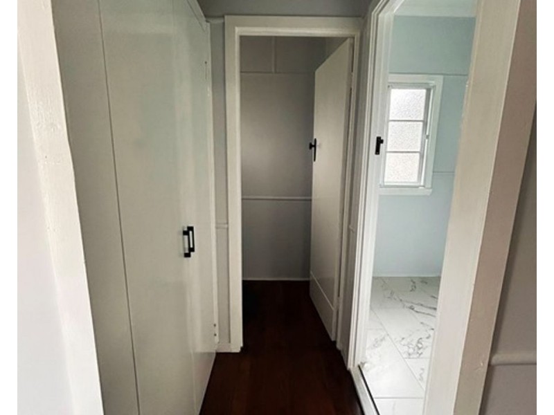 16 Young Street, Red Hill QLD 4059