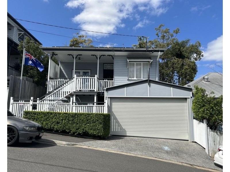 6 Jones Street, Red Hill QLD 4059