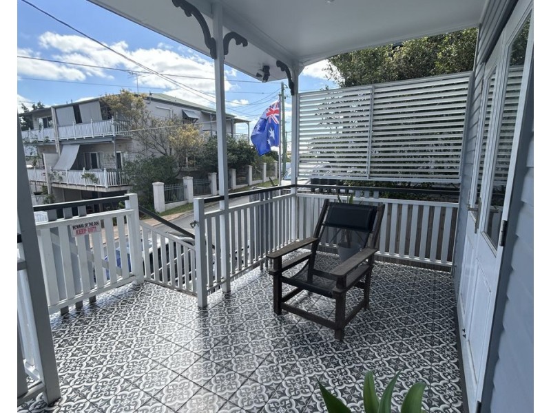 6 Jones Street, Red Hill QLD 4059