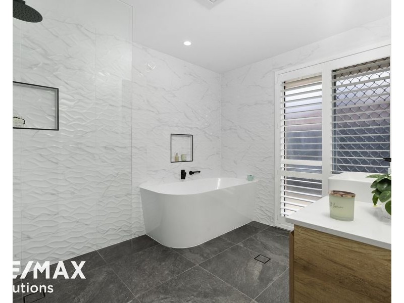 14 Peppertree Street, Warner QLD 4500