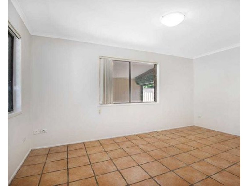 1218 Anzac Ave, Kallangur QLD 4503