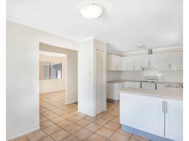 1218 Anzac Ave, Kallangur QLD 4503