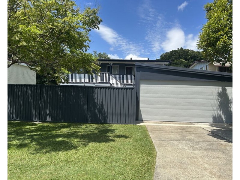32 Silcock Street, Clontarf QLD 4019