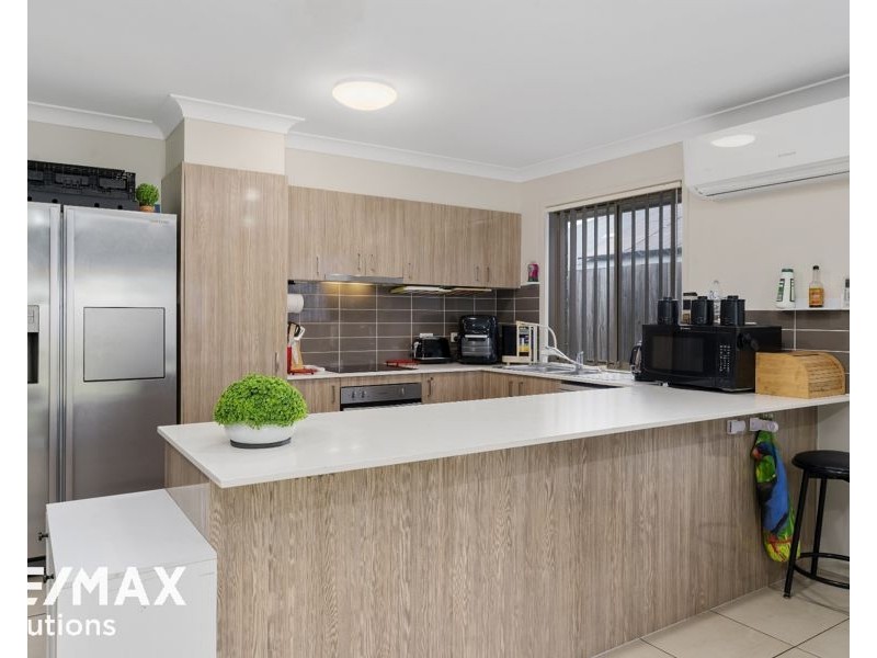 38 Percy Earl Crescent, Pimpama QLD 4209