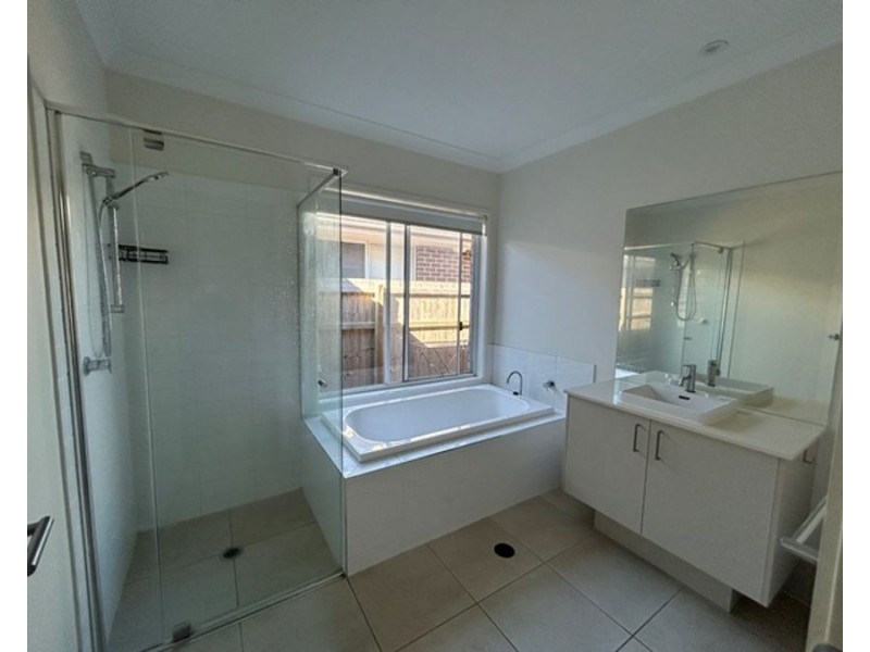 19 Blatchford Street, Strathpine QLD 4500