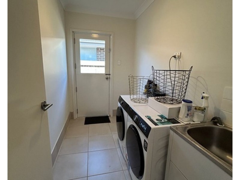 19 Blatchford Street, Strathpine QLD 4500