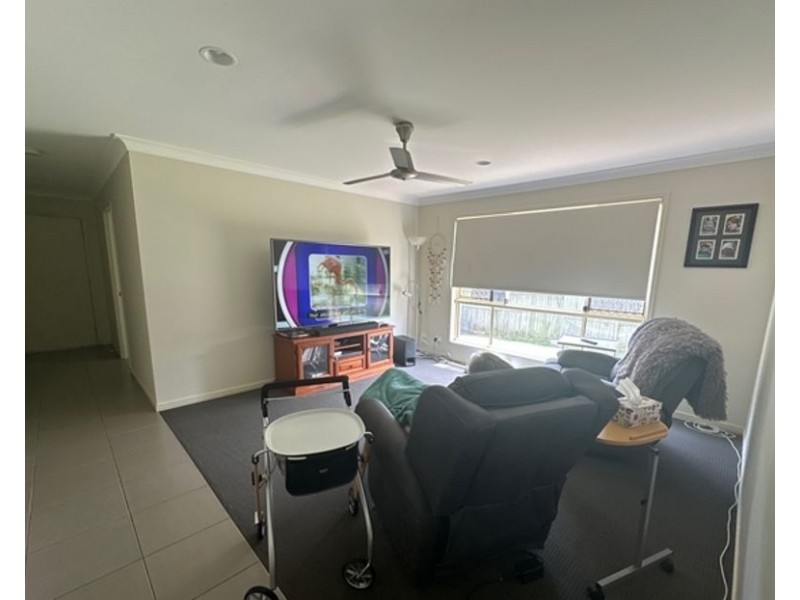 16 Barron Street, Morayfield QLD 4506