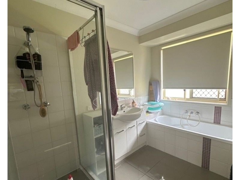 16 Barron Street, Morayfield QLD 4506