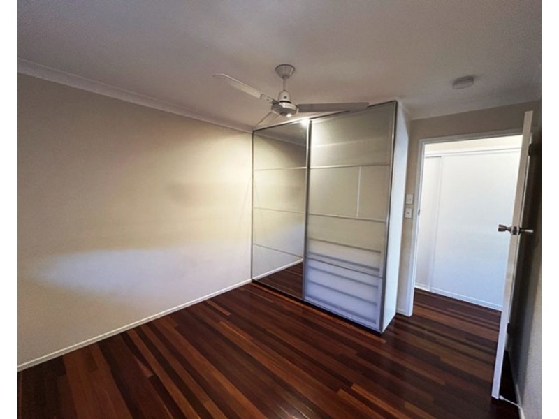 12 Jilloong Street, Strathpine QLD 4500