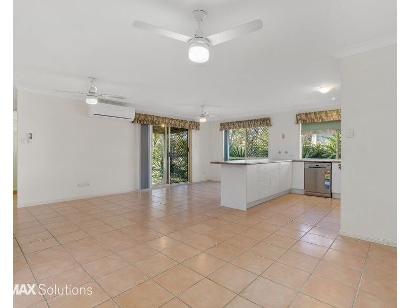 10 Esk Place, Kallangur QLD 4503