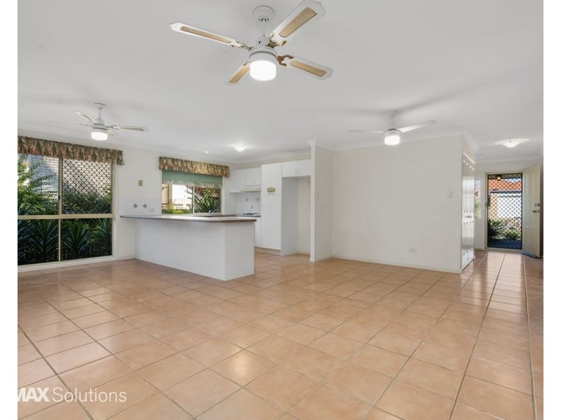 10 Esk Place, Kallangur QLD 4503