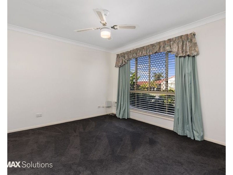 10 Esk Place, Kallangur QLD 4503