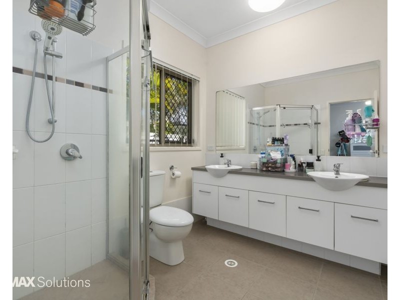 9 Turrbal St, Bellbowrie QLD 4070