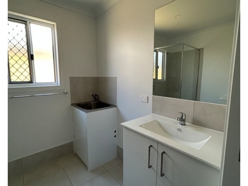 2/44 Perignon Circuit, Beachmere QLD 4510