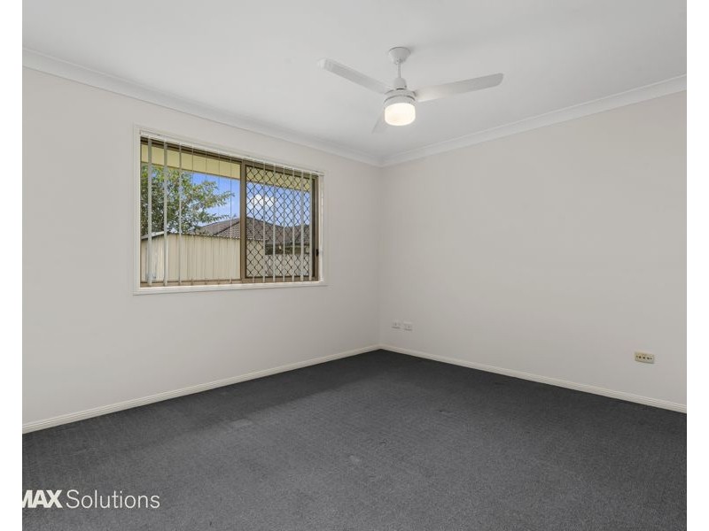 12 Grassdale Crescent, Morayfield QLD 4506