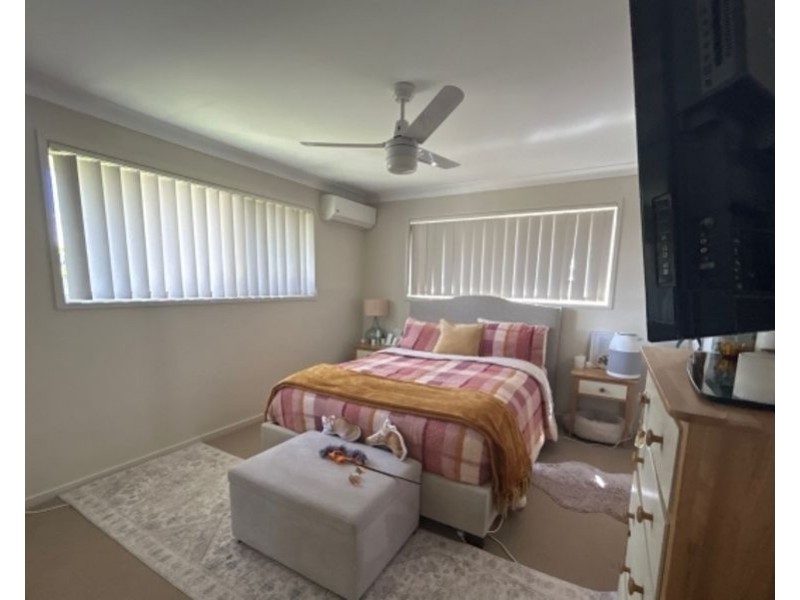 11 Tiffany Way, Pimpama QLD 4209