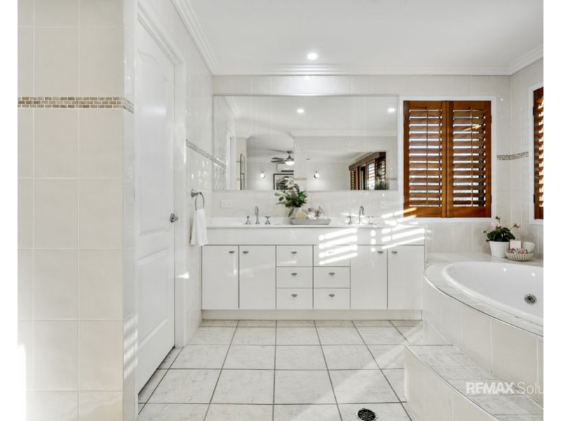 27 Copeland Drive, North Lakes QLD 4509