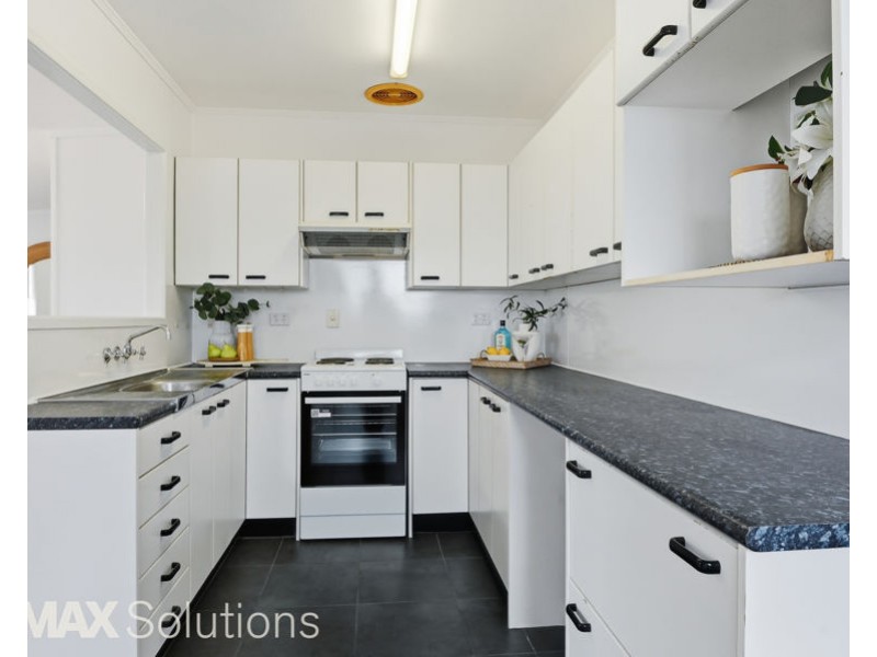 8 Nichols Road, Kippa-ring QLD 4021