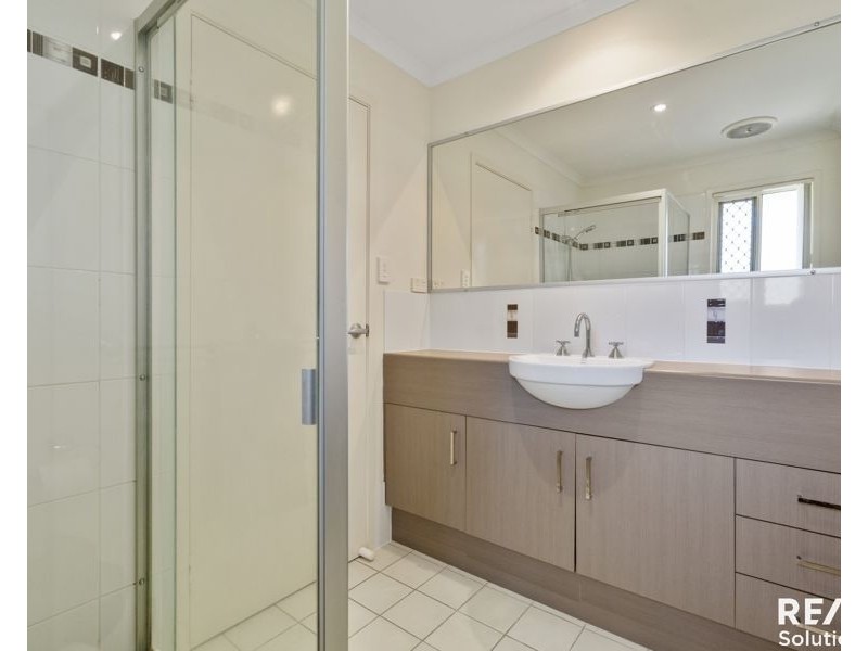 1/71-77 Goodfellows Road, Kallangur QLD 4503