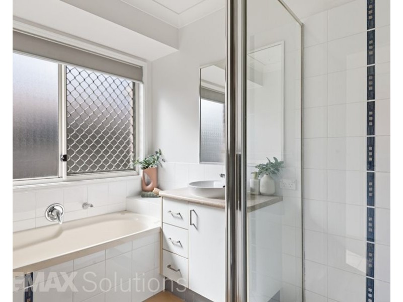 6 Ellagail Court, Bellmere QLD 4510