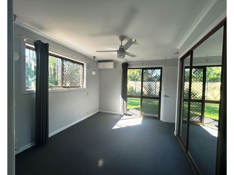 4 Paris Street, Kallangur QLD 4503