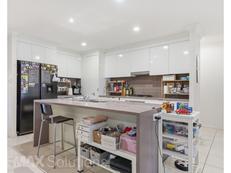 7 Bellthorpe Circuit, Kallangur QLD 4503
