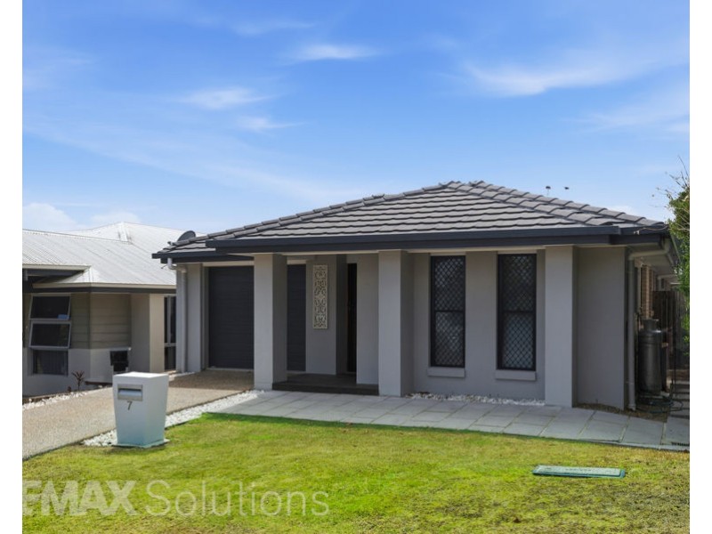 7 Eyre Court, Warner QLD 4500