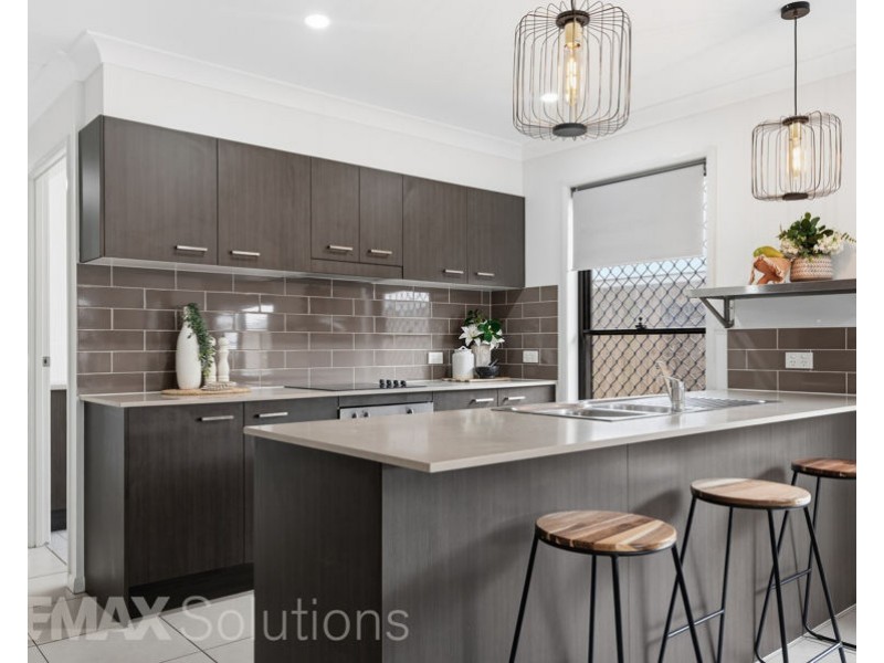 7 Eyre Court, Warner QLD 4500