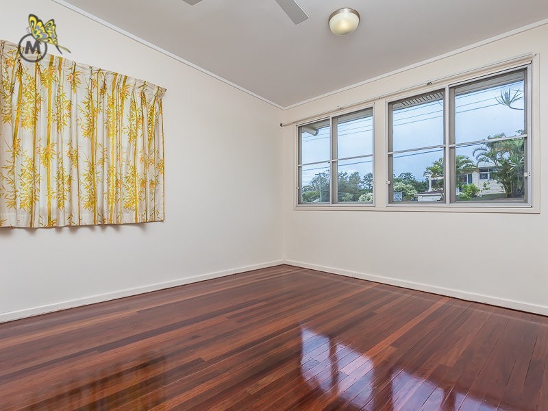 29 Coleridge Street, Stafford Heights QLD 4053