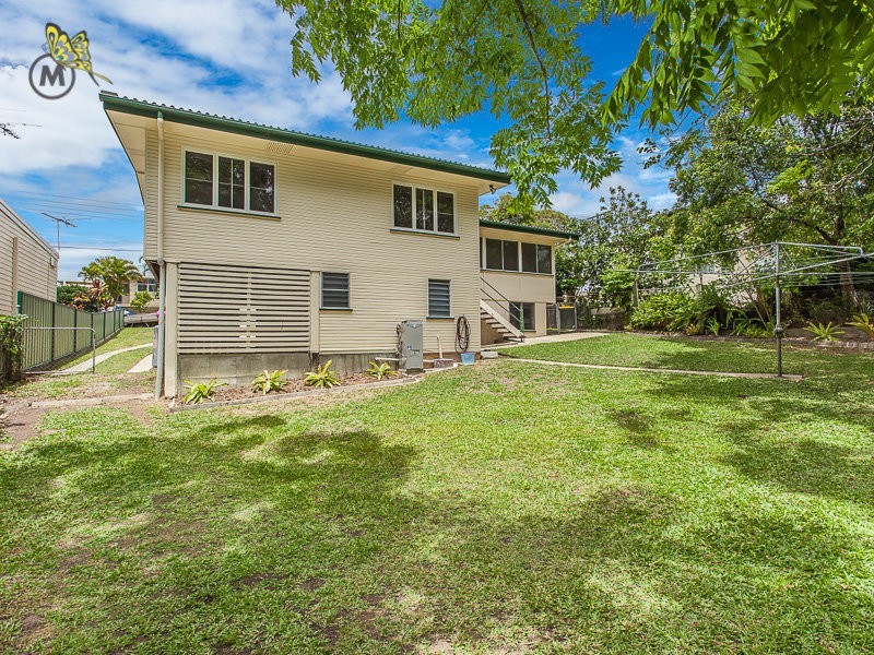 29 Coleridge Street, Stafford Heights QLD 4053