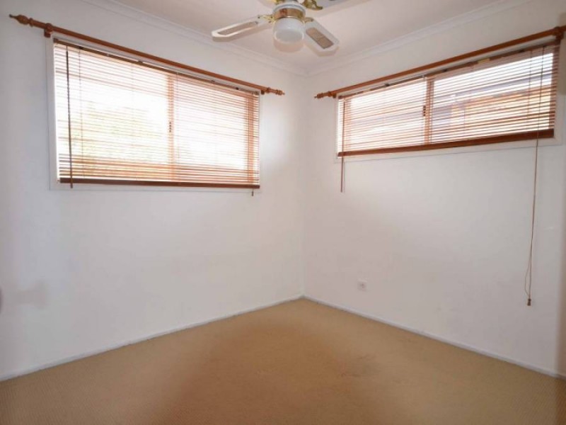 15 Ustinov Crescent, Mcdowall QLD 4053